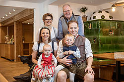 Familie Sampl in der METZGERstubn.