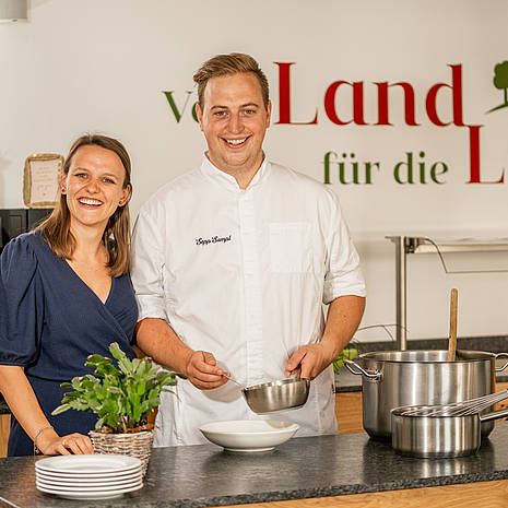 Theresa und Sepp jun. in der Metzgerstub'n in Salzburg