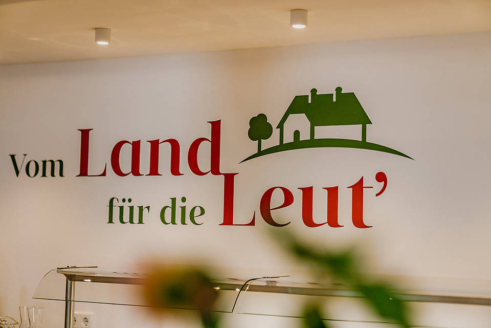 Vom Land für die Leut' in der Metzgerstub'n in Salzburg